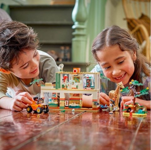 LEGO 41717 FRIENDS Mia ratowniczka dzikich zwierząt LEGO 41717 FRIENDS Mia ratowniczka dzikich zwierząt