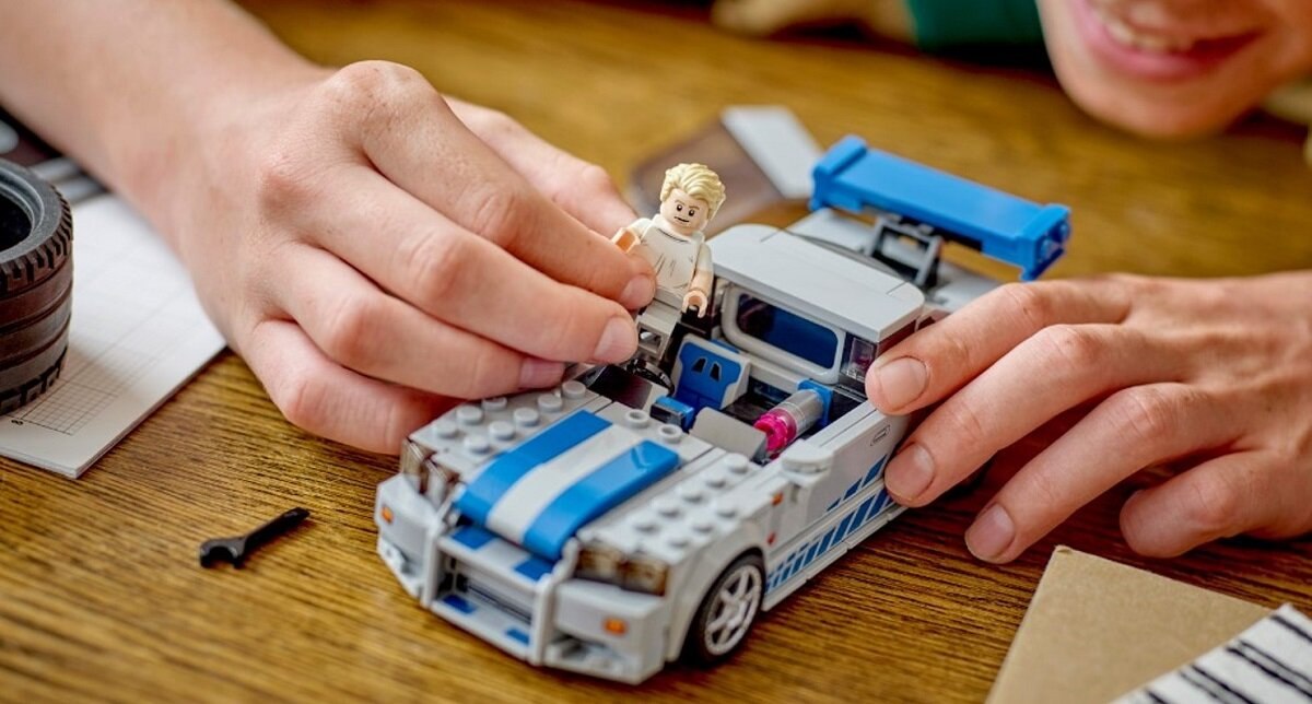 LEGO Speed Champions Nissan Skyline GT-R (R34) z filmu Za szybcy, za wściekli 76917 dziecko kreatywność zabawa nauka rozwój klocki figurki minifigurki jakość tradycja konstrukcja nauka wyobraźnia role jakość bezpieczeństwo wyobraźnia budowanie pasja hobby funkcje instrukcje